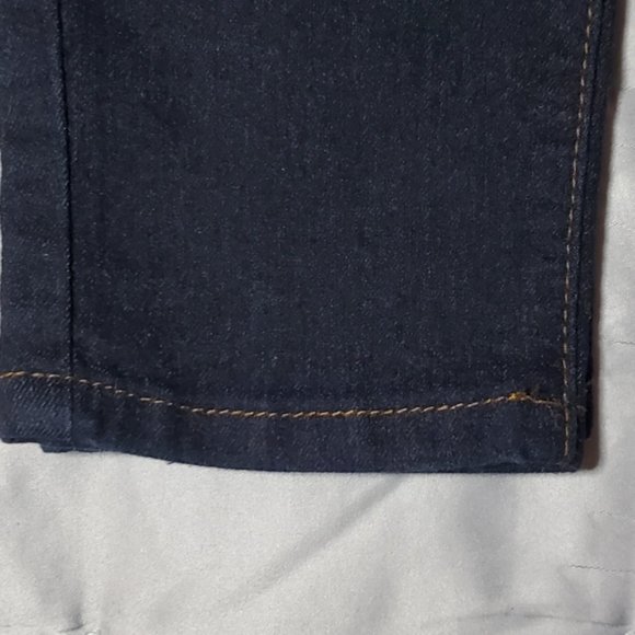 Forever 21 Size 29- Mid Waist Skinny fit - Picture 6 of 7